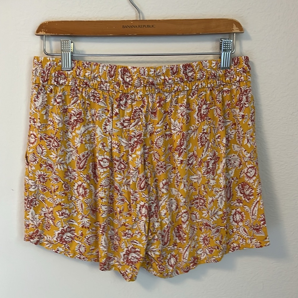 Old Navy Mustard Rayon Shorts